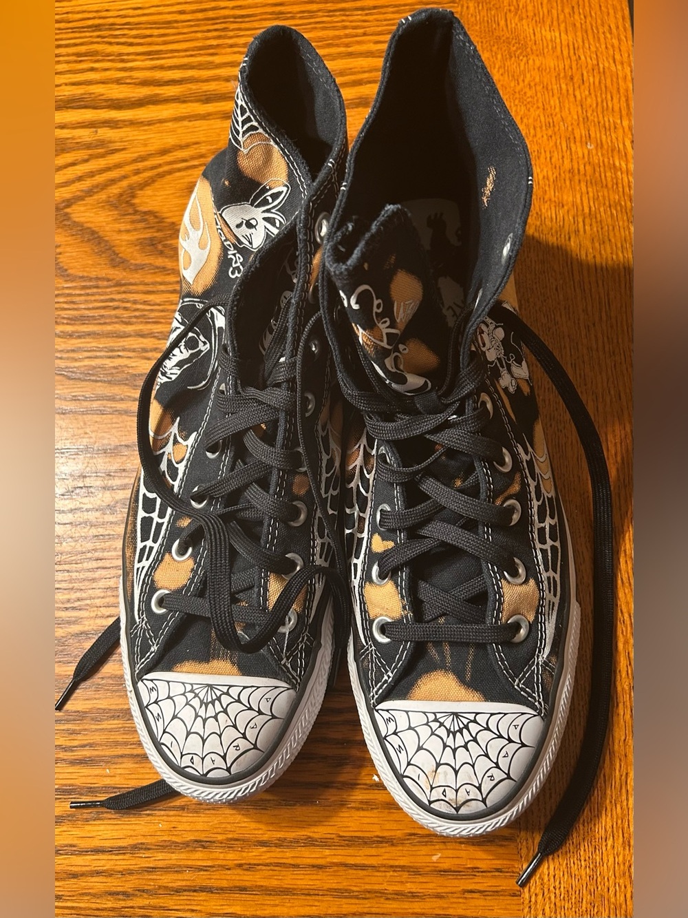 Converse